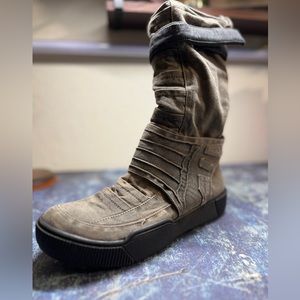 DEMOBAZA moon boots size 38 rare!